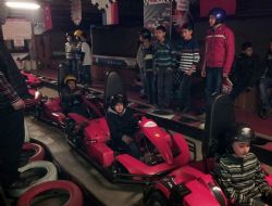AVM'de go-kart coşkusu